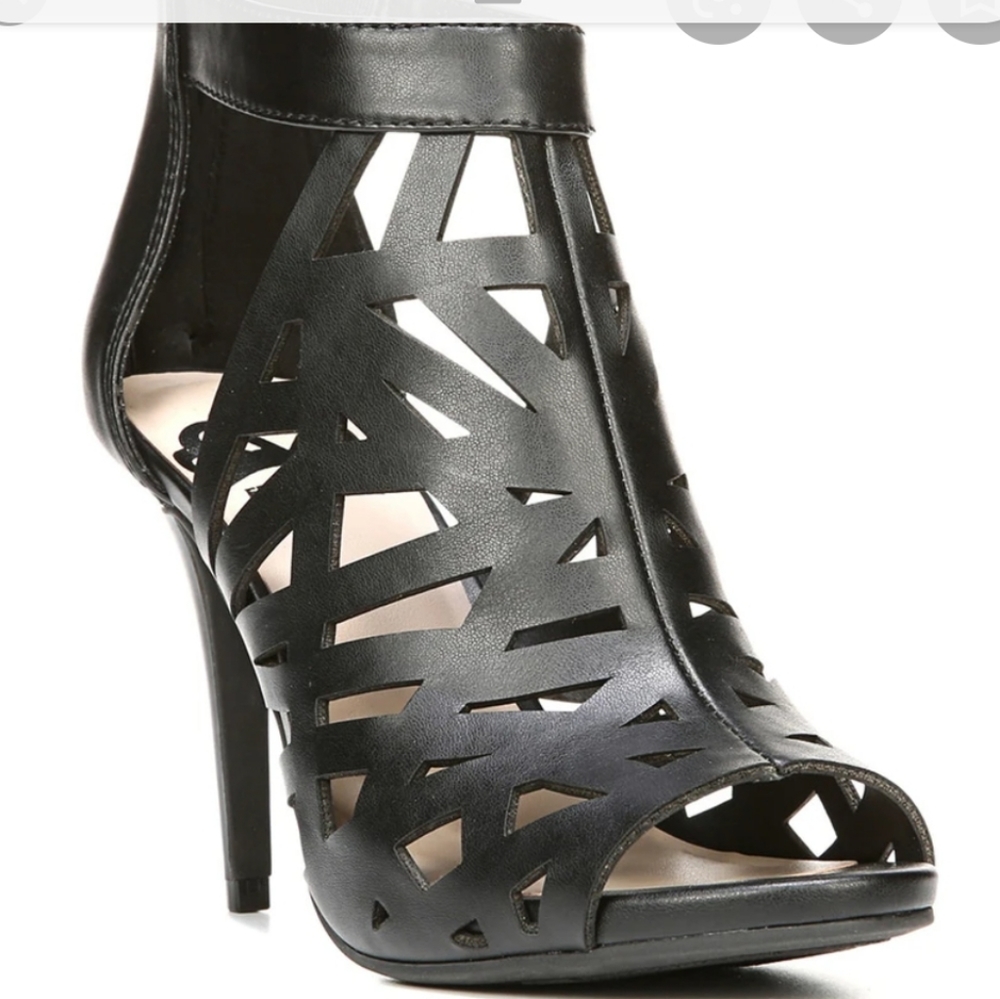 Fergalicious Cage Pumps
